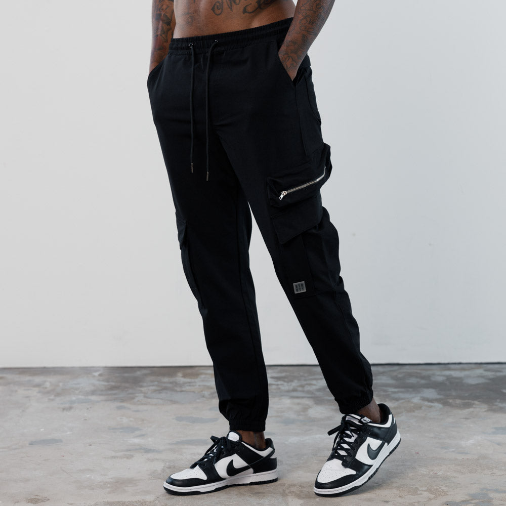 Mineral Tapered Cargo Pants - Black